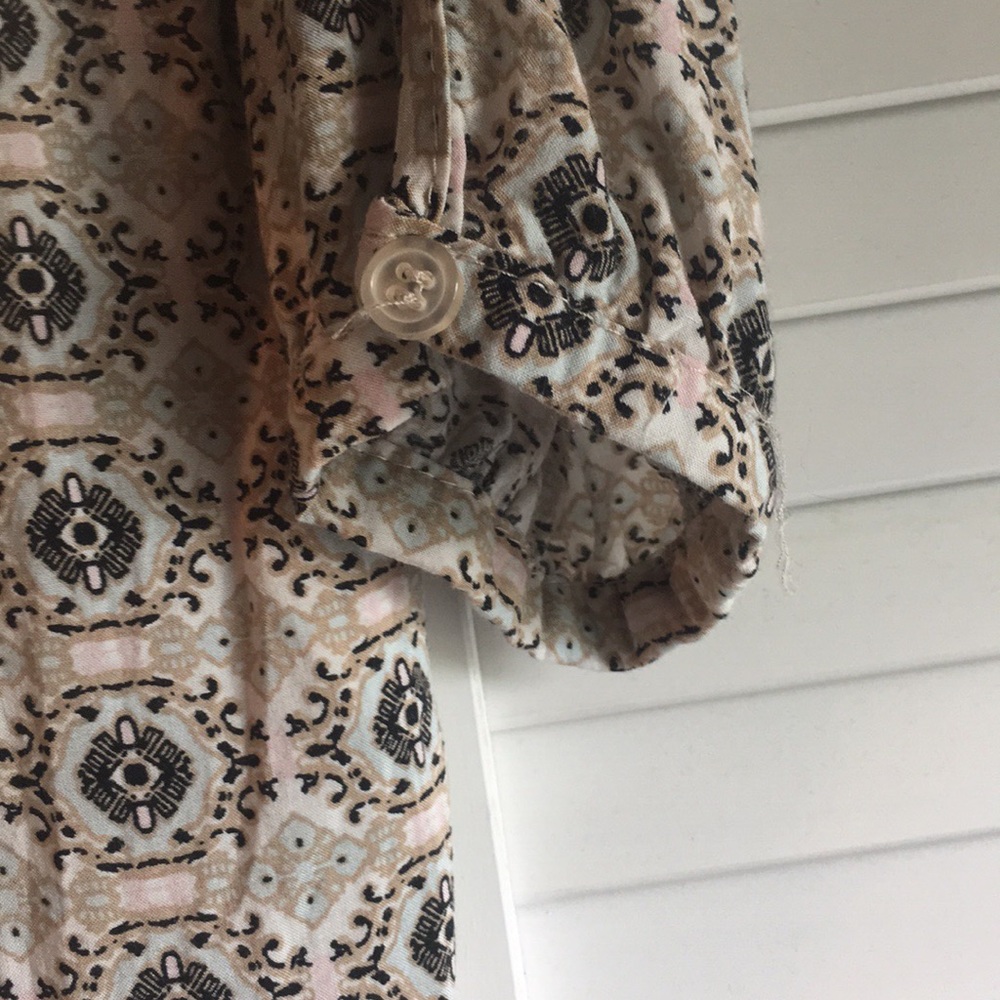 Pretty blouse - Picture 6 of 6